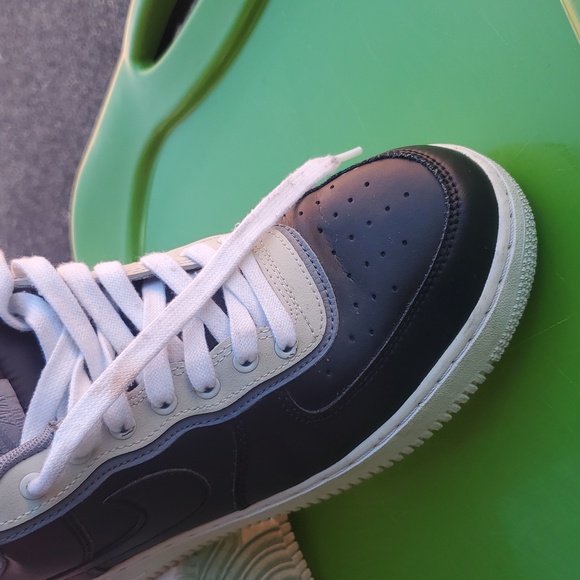 Nike Air Force 1 Low '07 LV8 1Black Pure Platinum , AO2439 002 Sz 10 - Picture 4 of 14